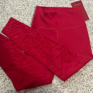 RED LULULEMON LEGGINGS WUNDER UNDER SIZE 4